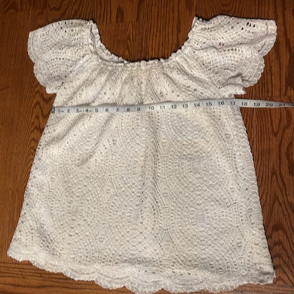 LILLY PULITZER off shoulder scolloped lace top / blouse / shell WHITE size Med - Picture 11 of 13